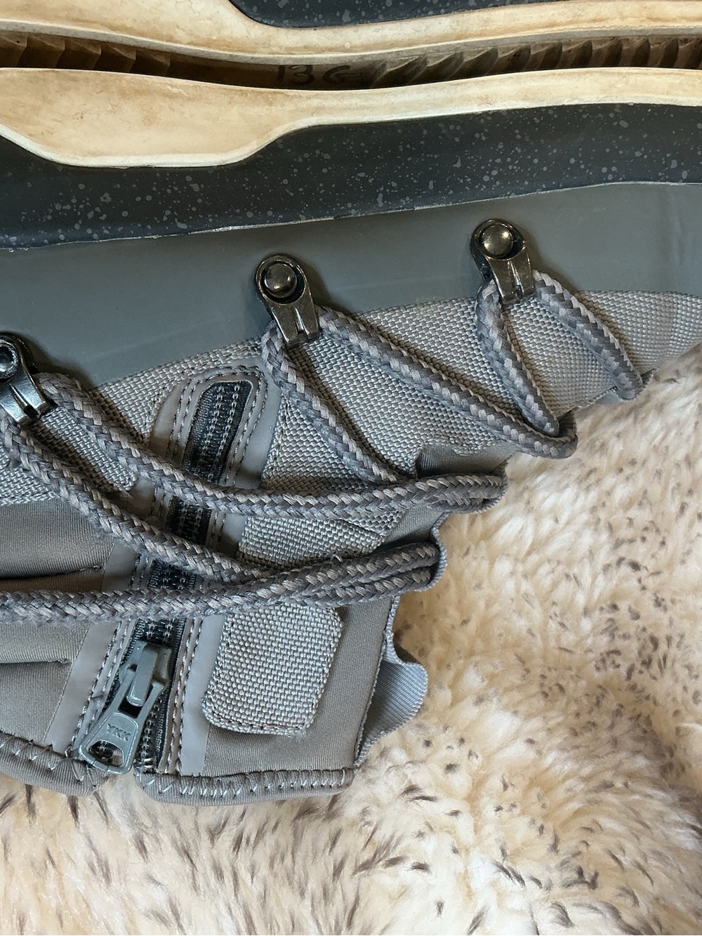 Skye The Stnley Raincity Grey Unisex Boots M6/W7.5 - Picture 5 of 7